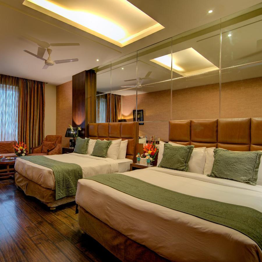 Hotel Godwin Haridwār Extérieur photo
