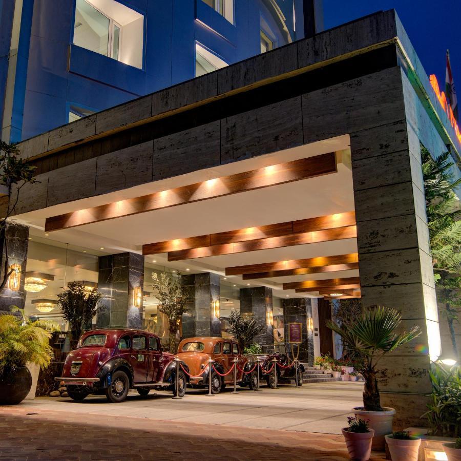 Hotel Godwin Haridwār Extérieur photo