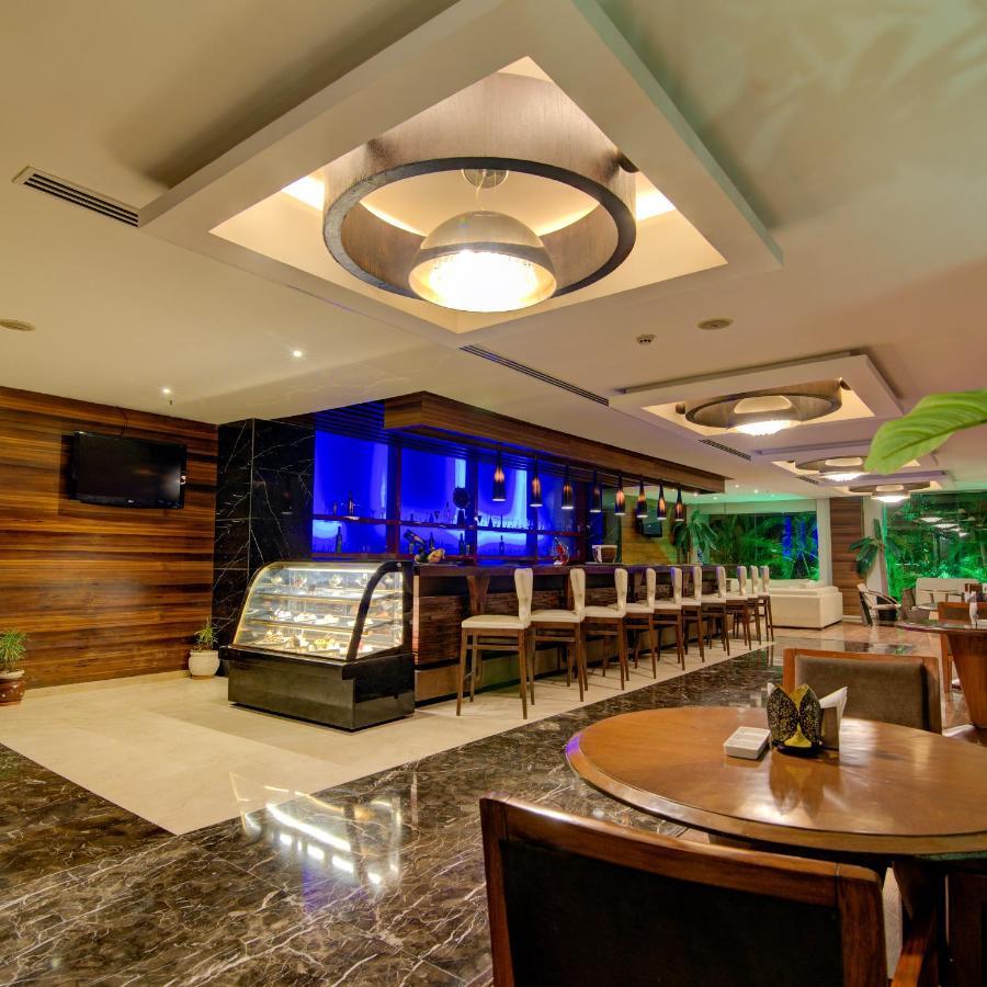 Hotel Godwin Haridwār Extérieur photo